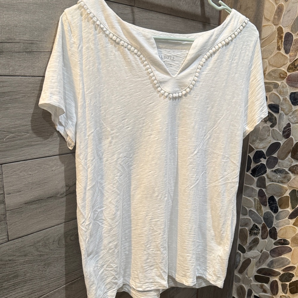 Talbots White Short-Sleeve V-Neck Tee with Bead Trim